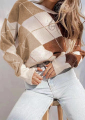 Suéter con estampado de rombos en dos tonos