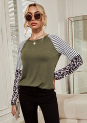 Sweatshirt mit Raglanärmeln und gemischten Prints