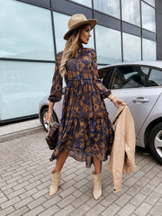 Vestido camisero estampado con volantes