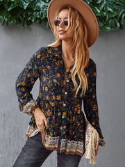 Geblümte Boho-Bluse mit Knopfleiste