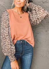 Zweifarbiger Pullover mit gerafften Bündchen