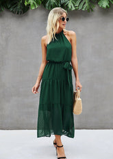 Neckholder-Kleid mit Schweizer Punkten