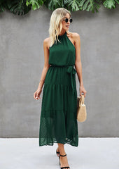 Neckholder-Kleid mit Schweizer Punkten