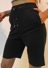 Einfarbige Bermudashorts mit Kordelzug