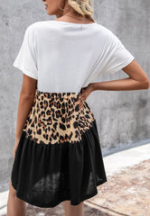 Vestido recto con cuello en V y bloques de color