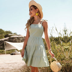 Sommerkleid mit Cut-Outs und Bindeband hinten