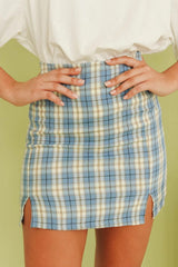 Falda mini con abertura a cuadros
