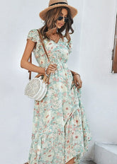 Kleid mit Flatterärmeln und Blumenmuster