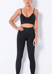 Zweiteiliges Set mit Racerback-Trägern