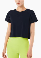 Locker geschnittenes, kurzes Hemd