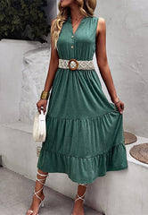 Vestido escalonado con botones y cuello en V