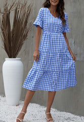 Vestido de cuadros vichy con cuello en V y capas