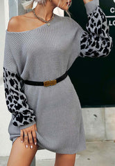 Zweifarbiges Pulloverkleid mit Leopardenmuster
