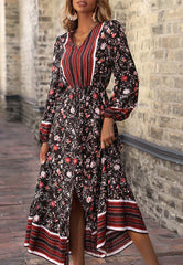 Kleid mit V-Ausschnitt und Schlitz vorne