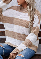 Suéter de rayas texturizadas de cuello alto