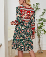 Boho-Kleid mit Blumenmuster