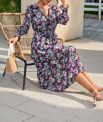 Leichtes Wickelkleid mit Blumenmuster