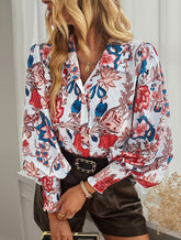 Blusa vintage con botones y estampado floral