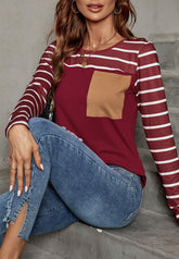 Camiseta con bolsillo de parche y bloques de color