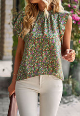 Blusa de cuello alto con mangas escalonadas