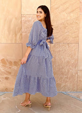 Gerafftes Stufenkleid mit Vichy-Karomuster