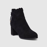 Stiefeletten mit gewellter Schleife und seitlichem Reißverschluss