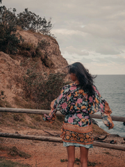 Kurzer Bademantel, Kimono, Staubmantel