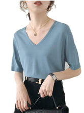 Top de punto de manga corta con cuello en V