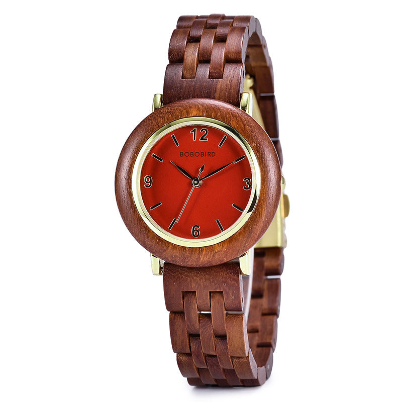 Reloj de madera con temperamento elegante y sencillo