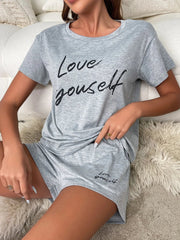 Letter Graphic Tee And Shorts Lounge Set