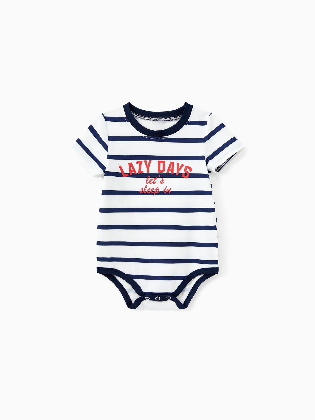 Passendes Familien-Pyjama-Set im Preppy-Stil mit Streifen und Shorts