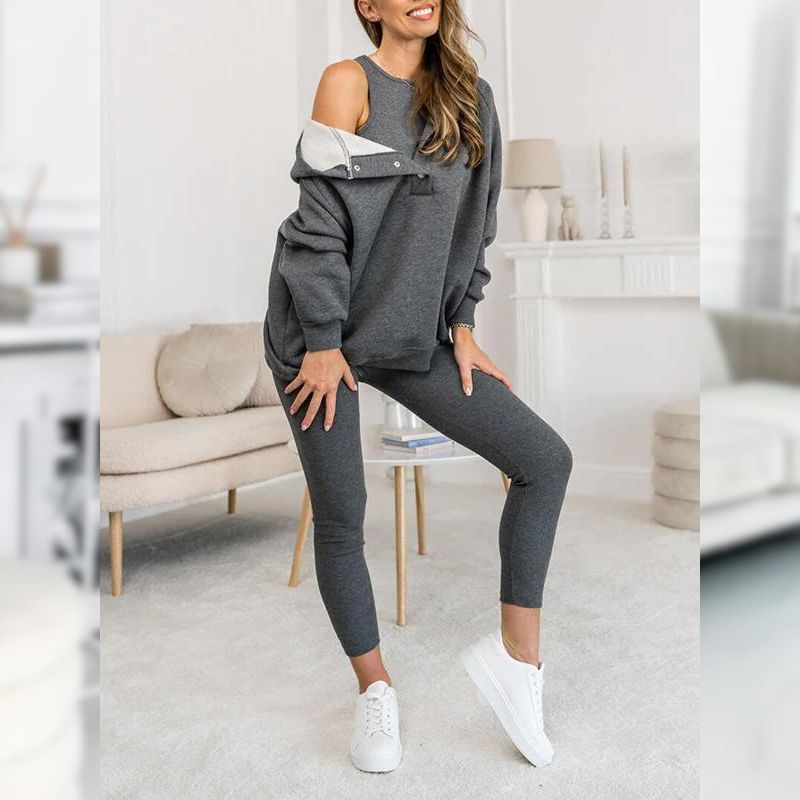 Lässiges dreiteiliges Set mit Kapuzenpullover und Leggings mit Druckknöpfen