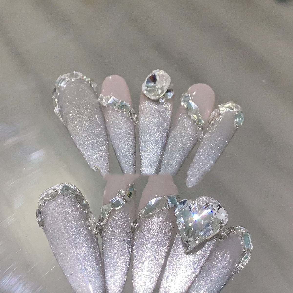 Handgefertigte High-End-Rüstung