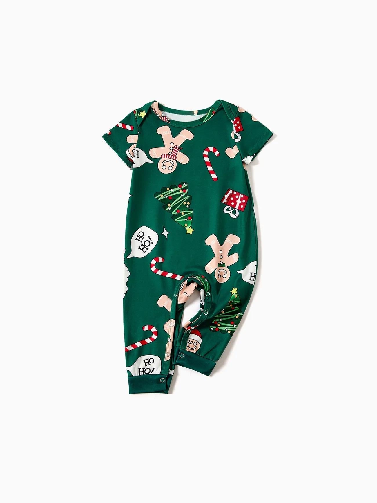 Conjunto de pijama navideño familiar con diseño de pan de jengibre y árbol de Navidad 