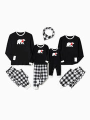 Passendes Pyjama-Set mit Eisbären-Familie