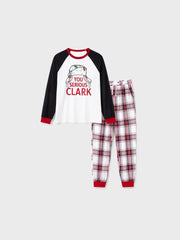 Conjunto de pijama familiar estampado a juego con texto "You Serious Clark" 