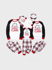 Conjunto de pijama familiar estampado a juego con texto "You Serious Clark" 