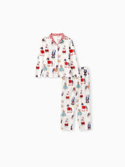 Conjunto de pijama familiar a juego con estampado de perro