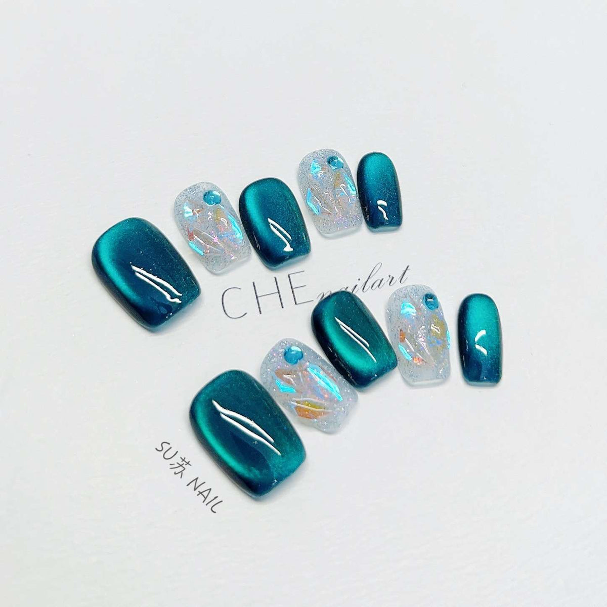 Pegatina para uñas con acabado blanco