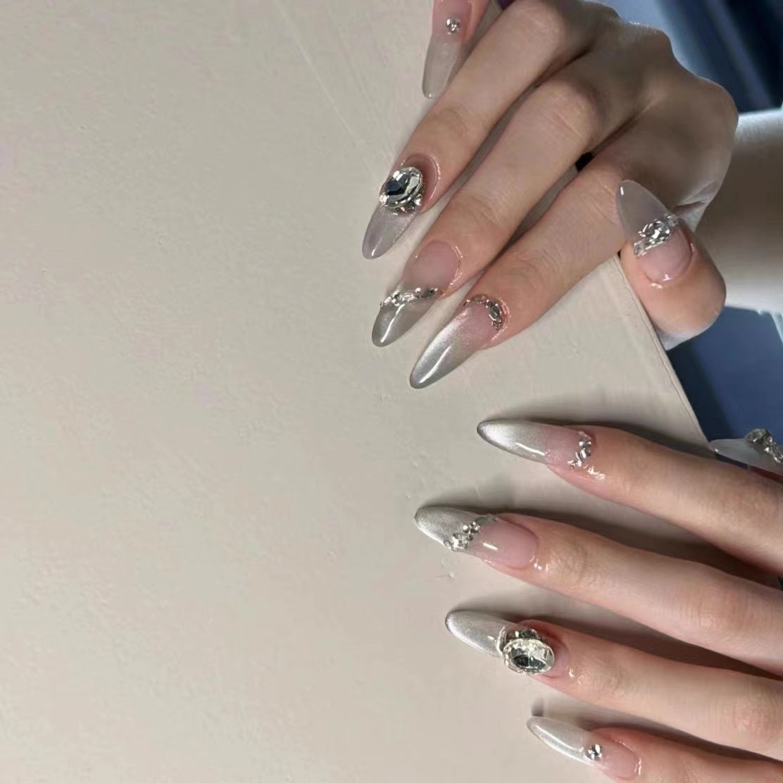 Abnehmbarer, handgetragener Maniküre-Kristall-Katzenauge