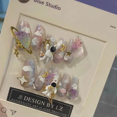 Handtragender Nailart Sticker Pass Astronaut