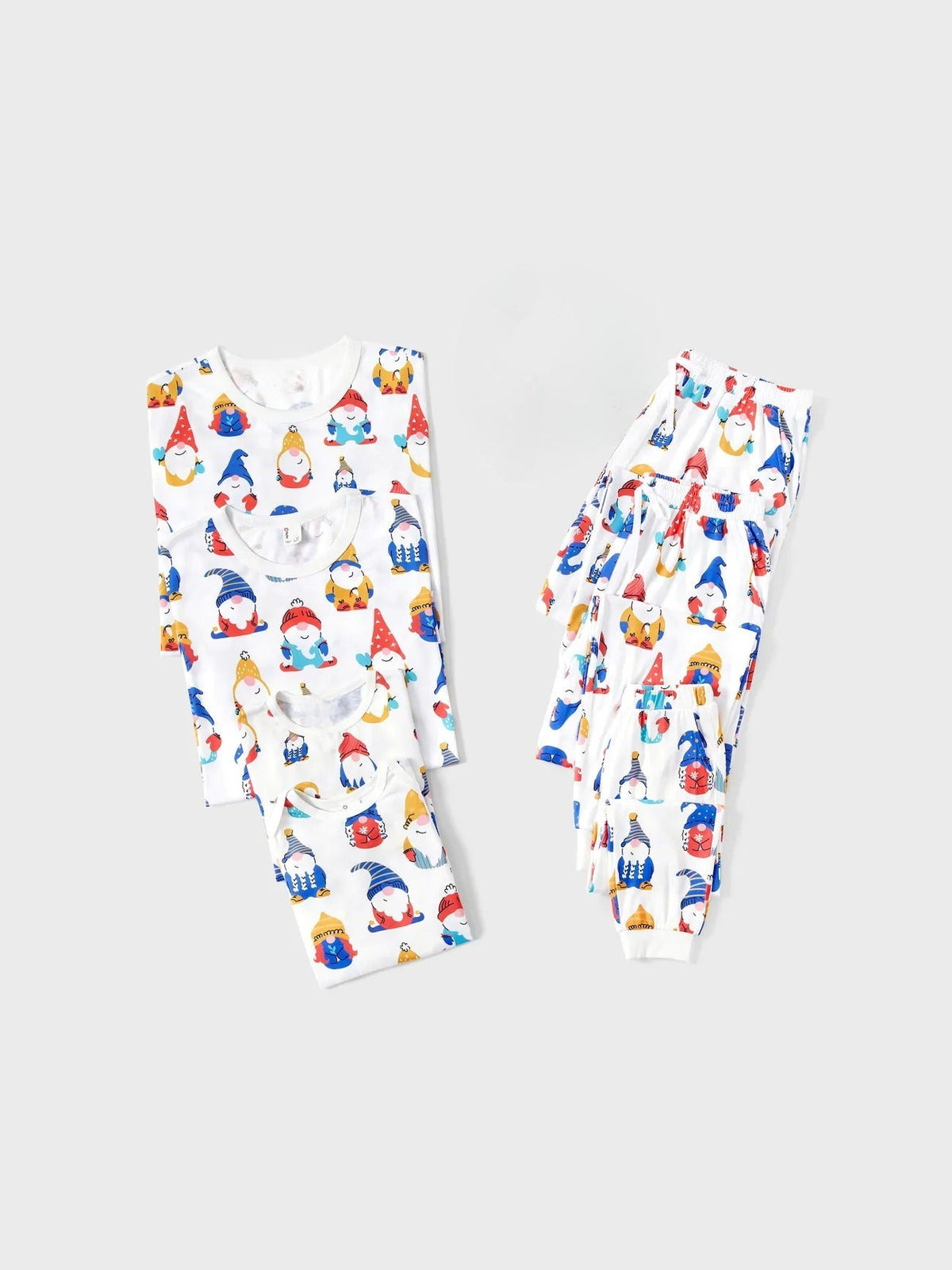 Conjunto de pijama familiar a juego de manga larga con estampado de gnomos