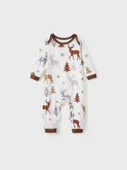 Festliches passendes Pyjama-Set für die Familie mit Rentiermotiv