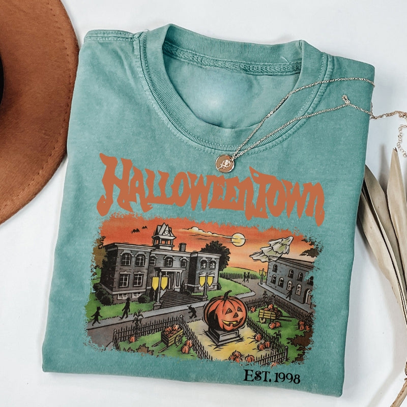 Halloweentown University Retro Halloween Grafik T-Shirt