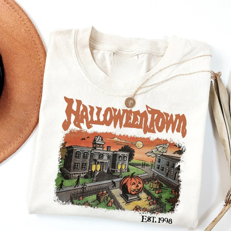 Halloweentown University Retro Halloween Grafik T-Shirt