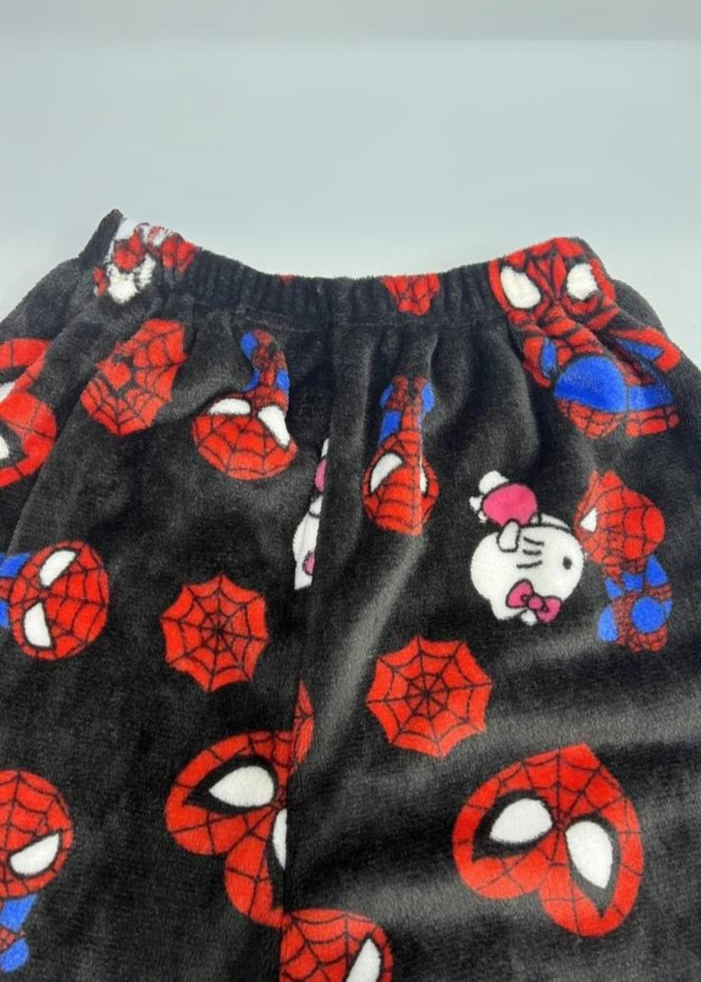 Pijama holgado de Hello Kitty Spider-Man