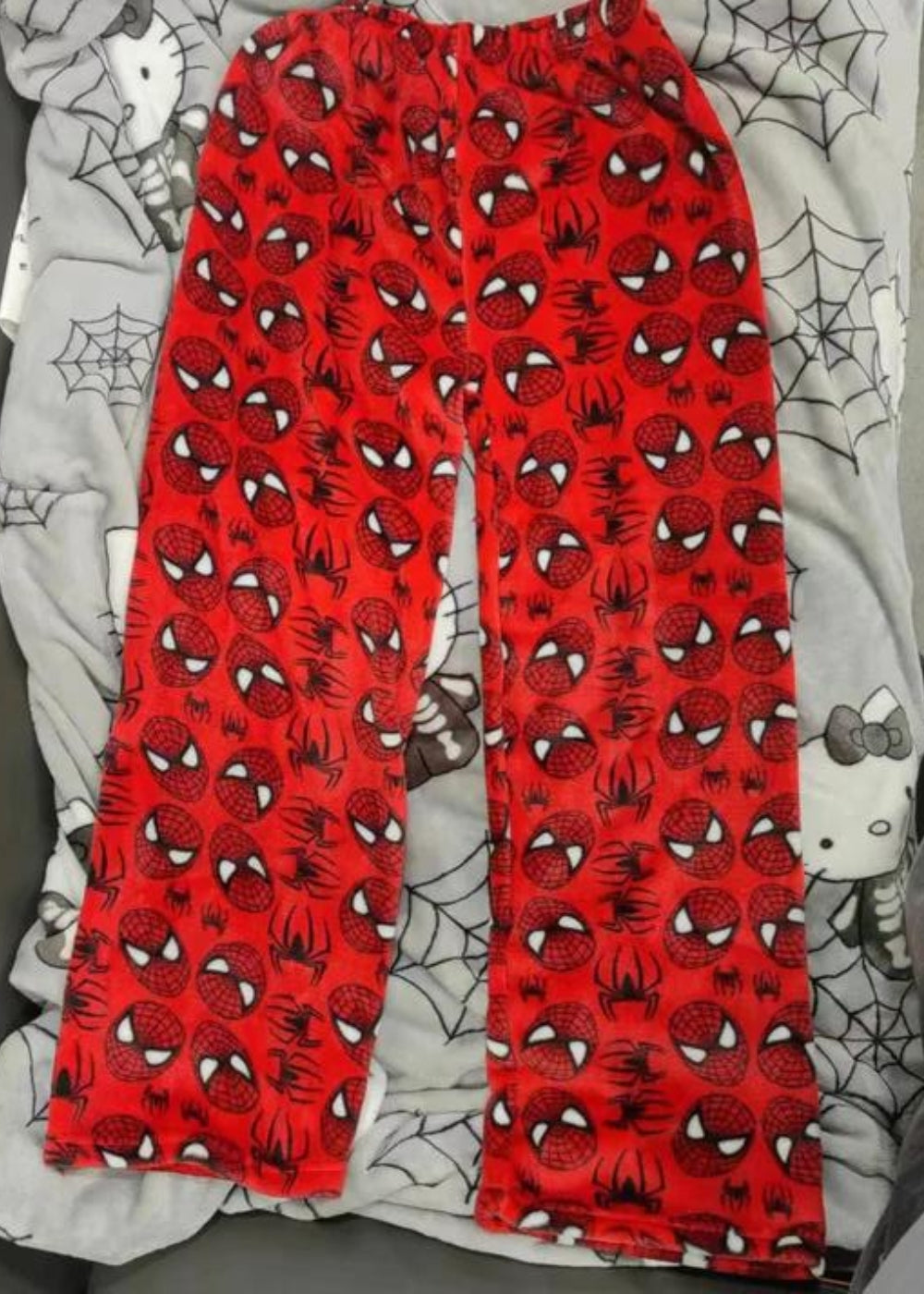 Pijama holgado de Hello Kitty Spider-Man