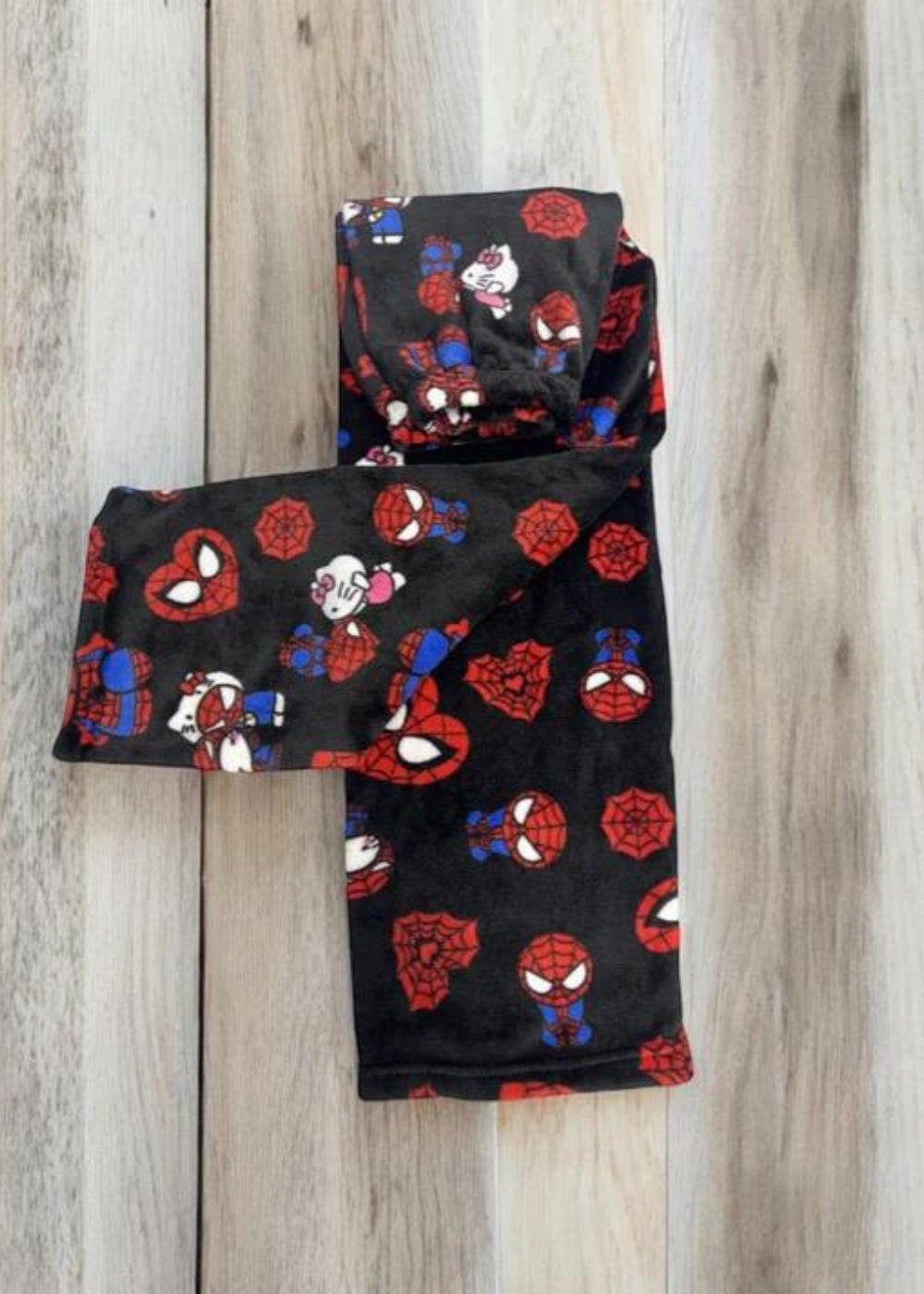 Hello Kitty Spider Man Loose Pajamas