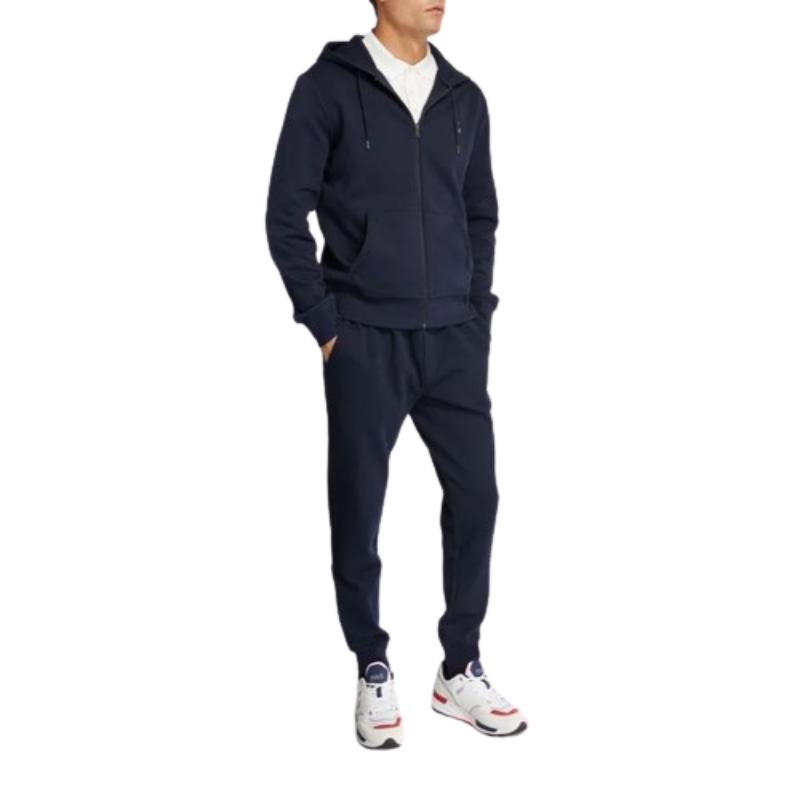 Set aus Kapuzenpullover und Jogginghose