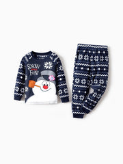 Passendes Familien-Pyjama-Set mit Schneemann-Grafikdruck